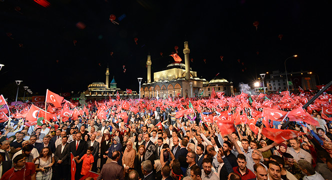 15 Temmuz'un İkinci Yılında On Binlerce Konyalı Nöbette Buluştu