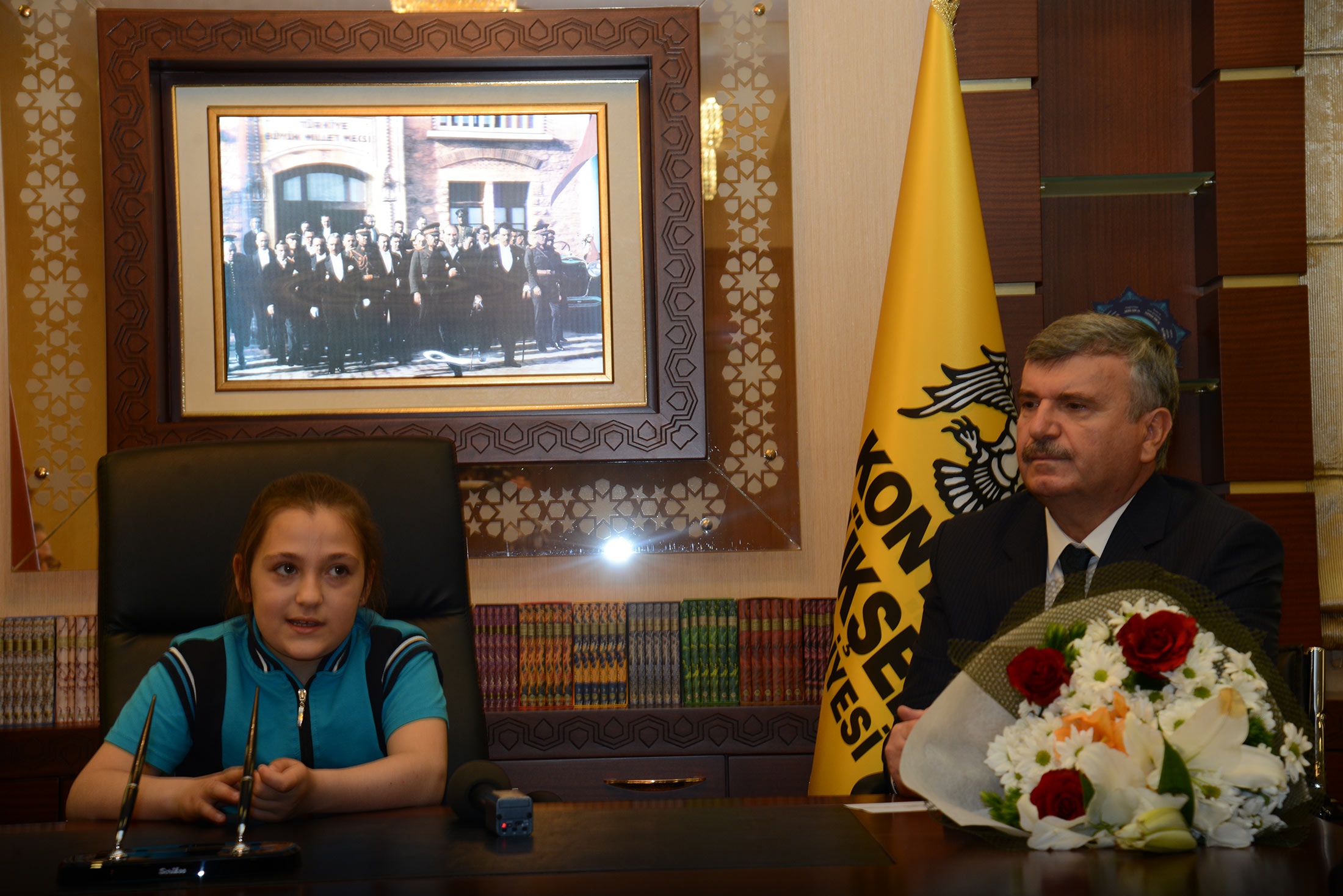 23 Nisan'da Makamlar Çocuklara Emanet