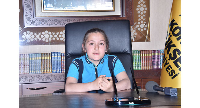 23 Nisan'da Makamlar Çocuklara Emanet