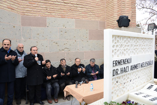Hayırsever İşadamı Dr. Ahmet Keleşoğlu Mezarı Başında Anıldı
