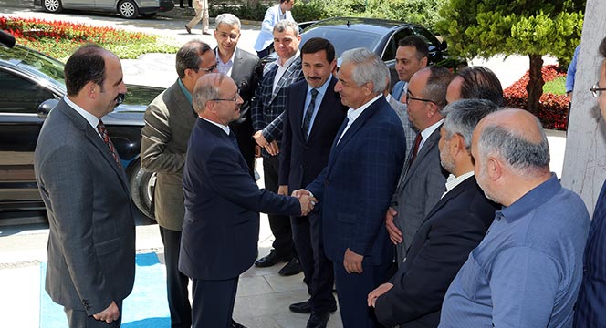 'Türkiye Belediyeciliğinde Konya Bir Ekoldür'