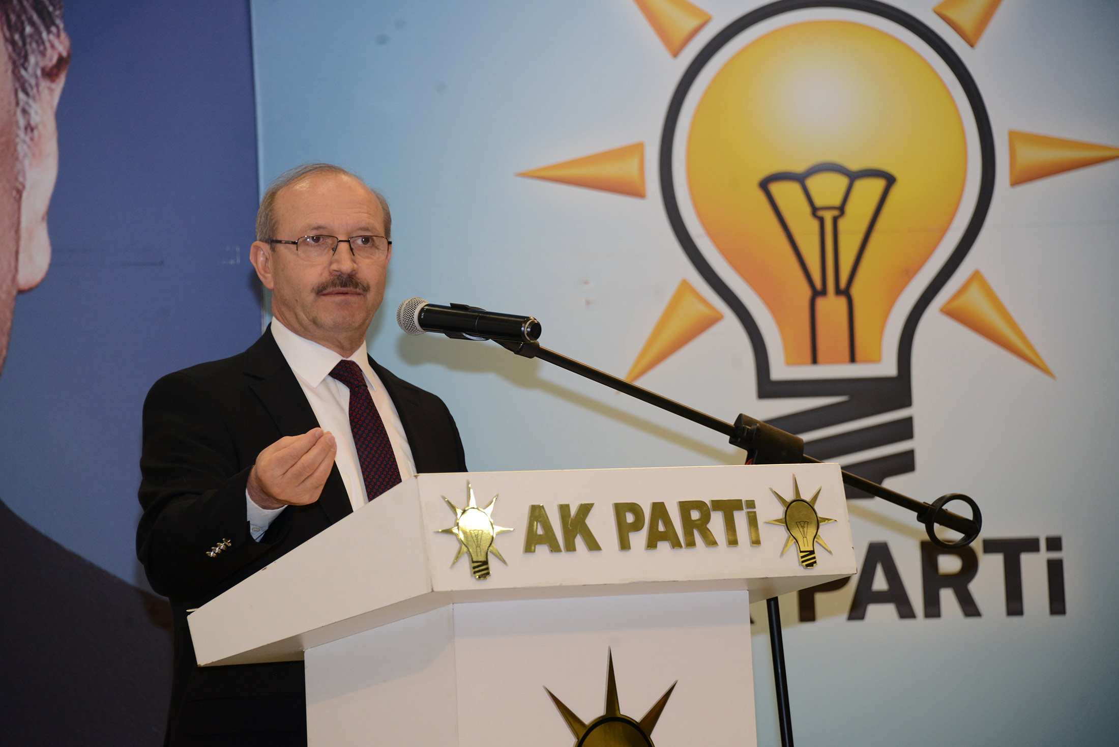 AK Parti İl Danışma Meclisi ve Vefa Programı Düzenlendi