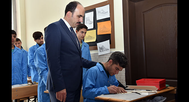 \"Ülkemizin Gelişimine Katkı İçin Çalışıyoruz\"