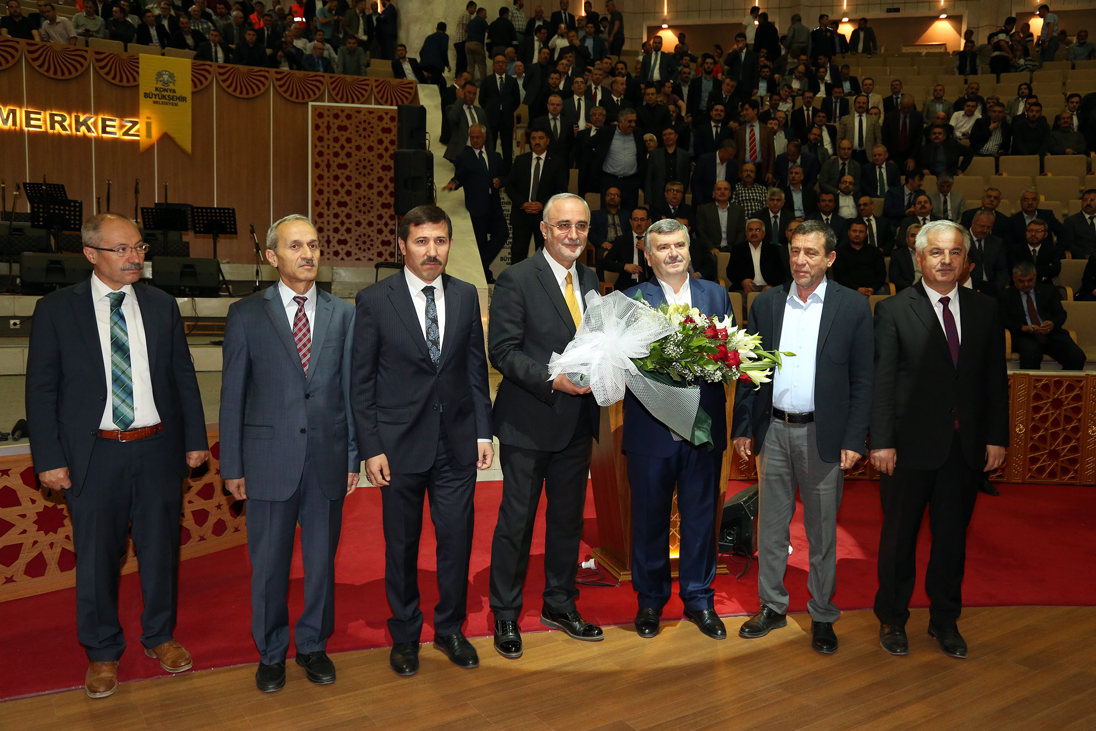 Tahir Akyürek Belediye Personeli ile Vedalaştı