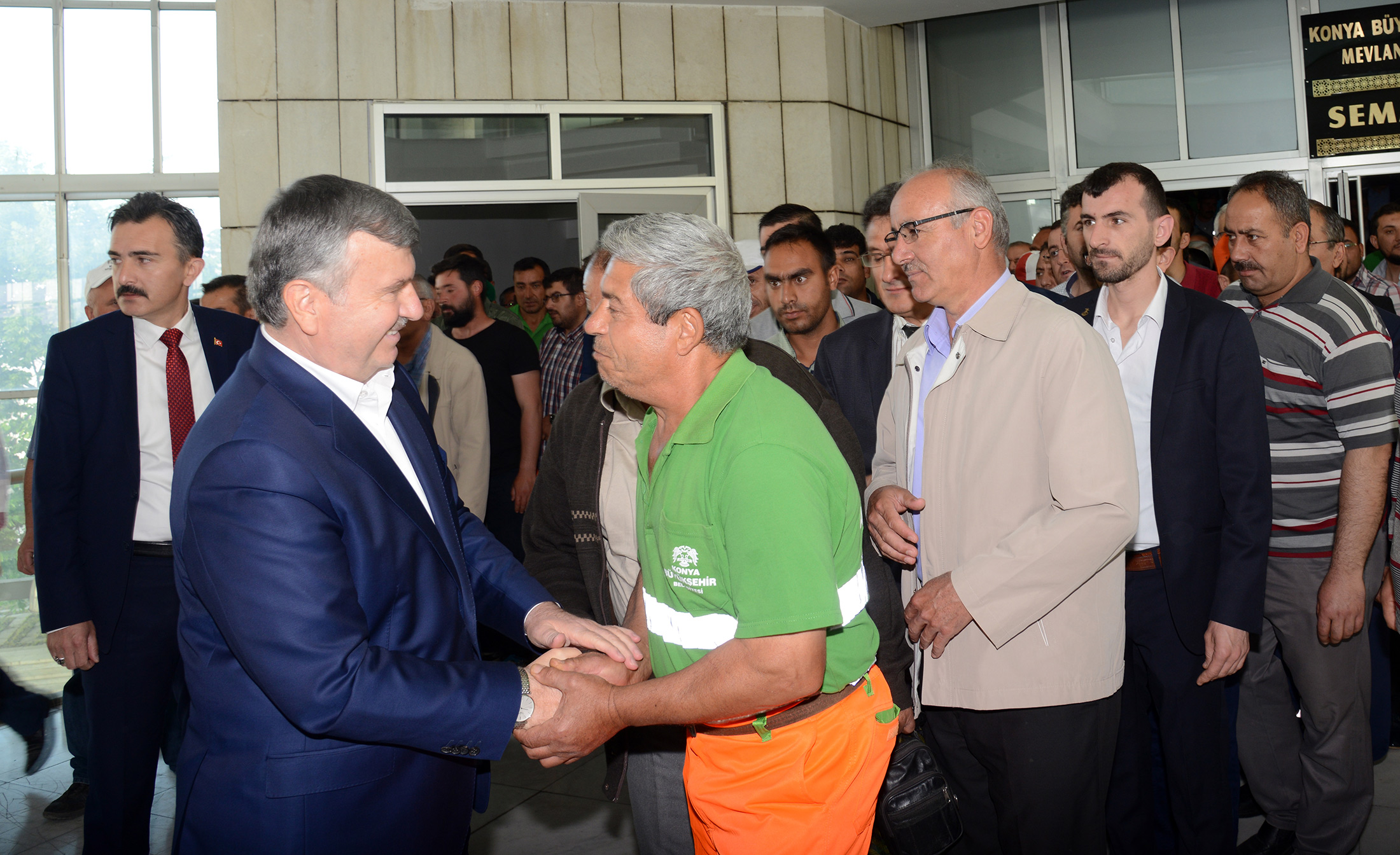 Tahir Akyürek Belediye Personeli ile Vedalaştı
