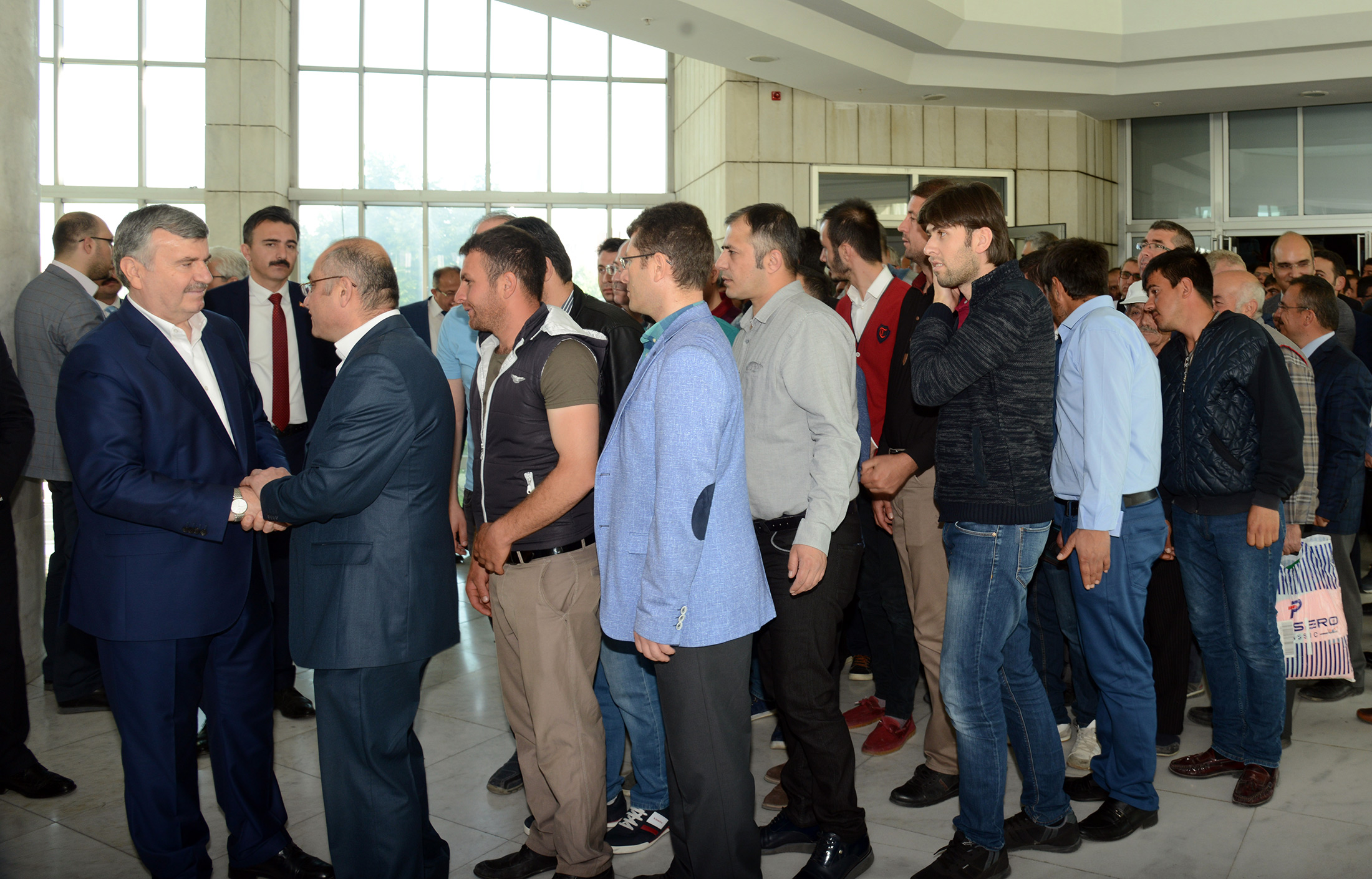 Tahir Akyürek Belediye Personeli ile Vedalaştı