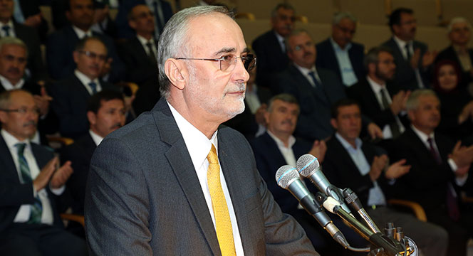 Tahir Akyürek Belediye Personeli ile Vedalaştı