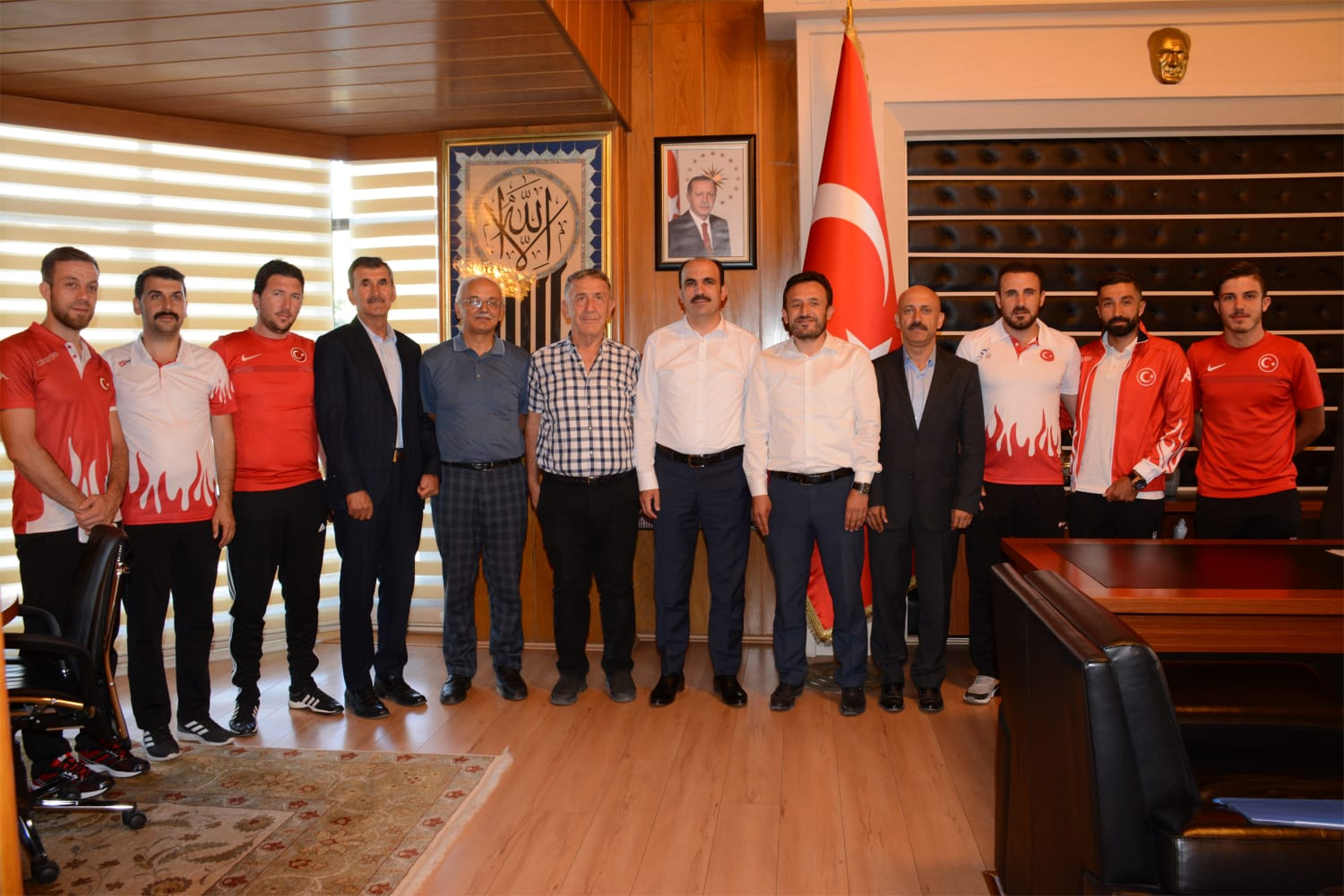 Bisiklet Federasyonu Başkanı Küçükbakırcı Başkan Altay'ı Ziyaret Etti