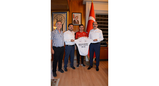 Bisiklet Federasyonu Başkanı Küçükbakırcı Başkan Altay'ı Ziyaret Etti