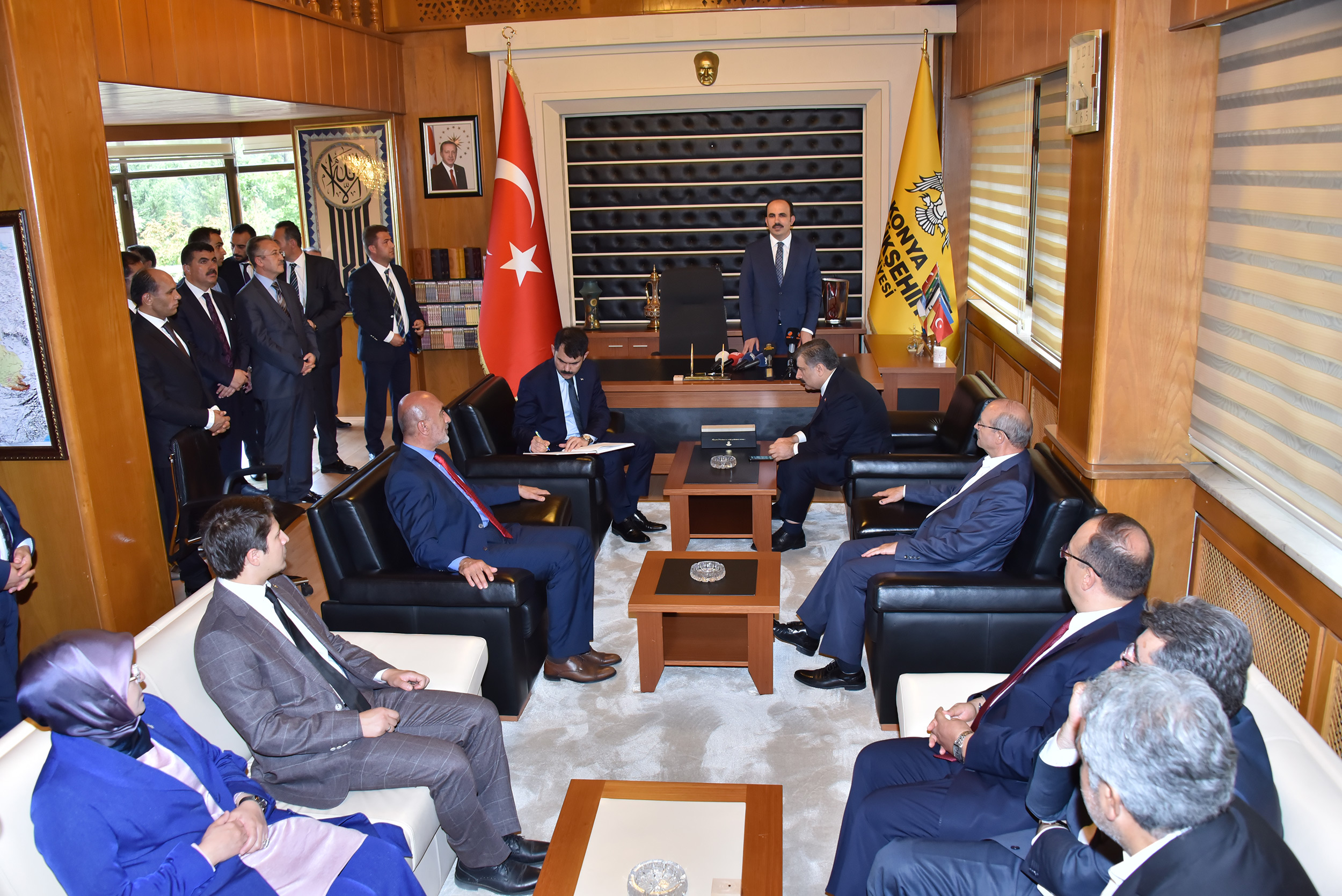 Çevre ve Şehircilik Bakanı Kurum ile Sağlık Bakanı Koca Başkan Altay'ı Ziyaret Etti