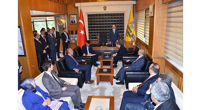 Çevre ve Şehircilik Bakanı Kurum ile Sağlık Bakanı Koca Başkan Altay'ı Ziyaret Etti
