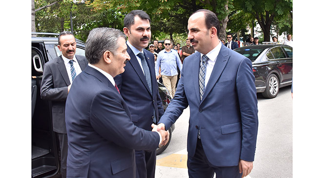 Çevre ve Şehircilik Bakanı Kurum ile Sağlık Bakanı Koca Başkan Altay'ı Ziyaret Etti