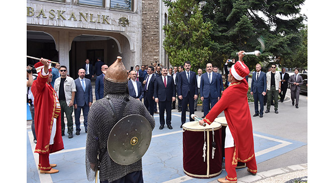 Çevre ve Şehircilik Bakanı Kurum ile Sağlık Bakanı Koca Başkan Altay'ı Ziyaret Etti