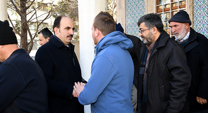 Başkan Altay Belediye Camii'nde Vatandaşlarla Buluştu