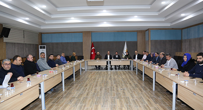 Başkan Altay'dan AK Parti Selçuklu ve İl Gençlik Kollarına Ziyaret