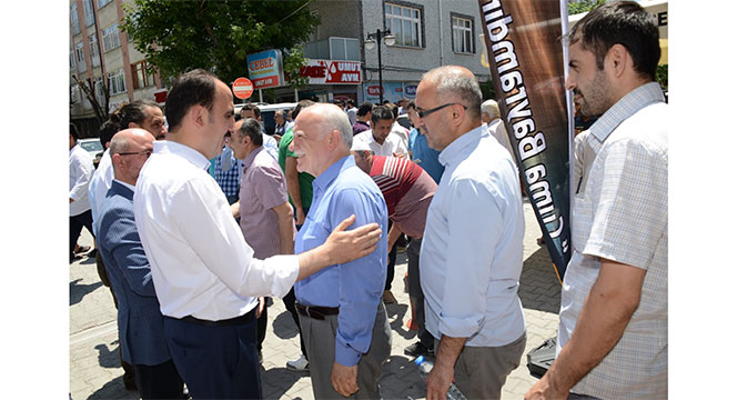Başkan Altay Sadreddin Konevi Camii'nde Vatandaşlarla Buluştu