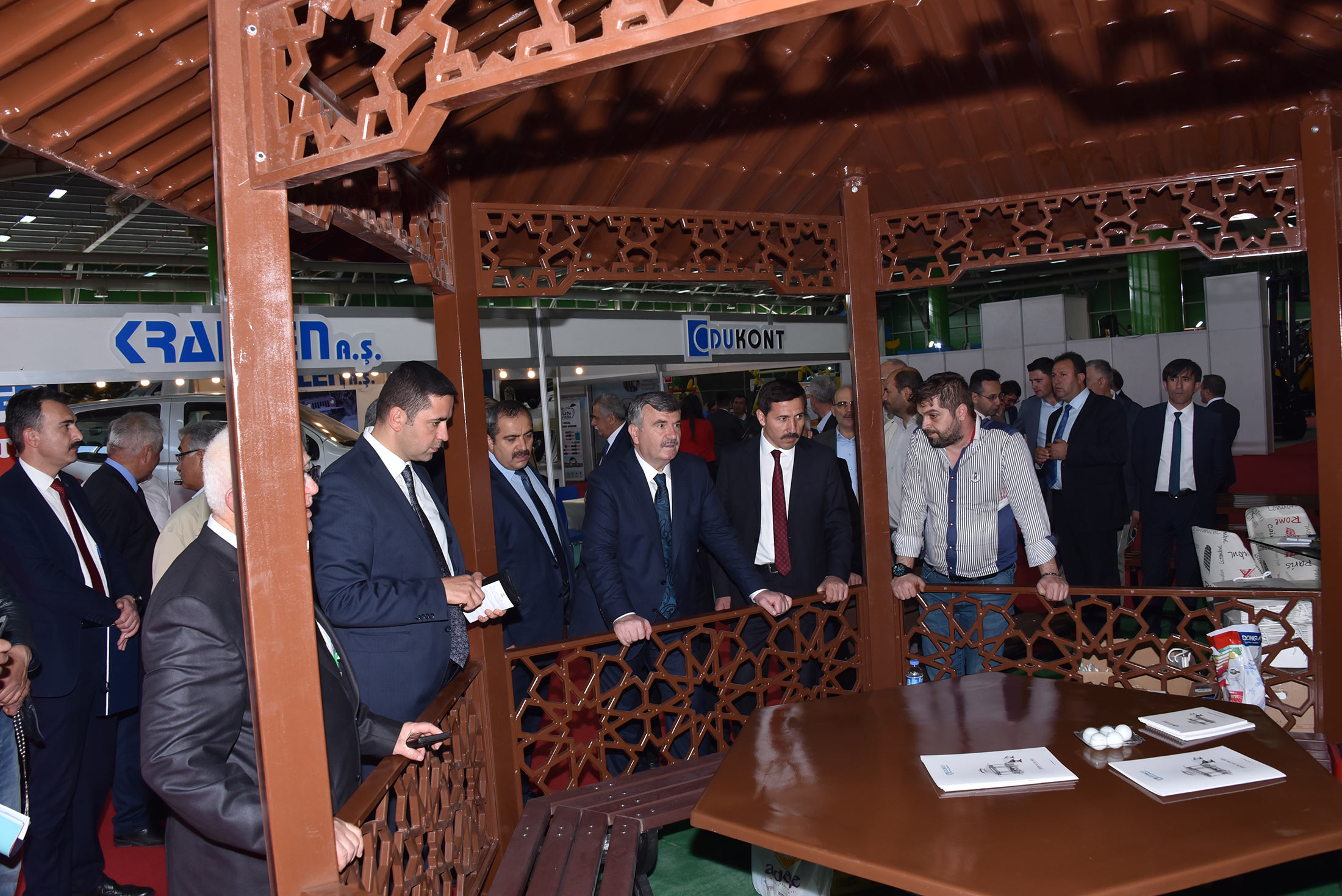 Başkan Akyürek Sektör Temsilcilerini Eş Zamanlı Açılan 4 Fuara Davet Etti