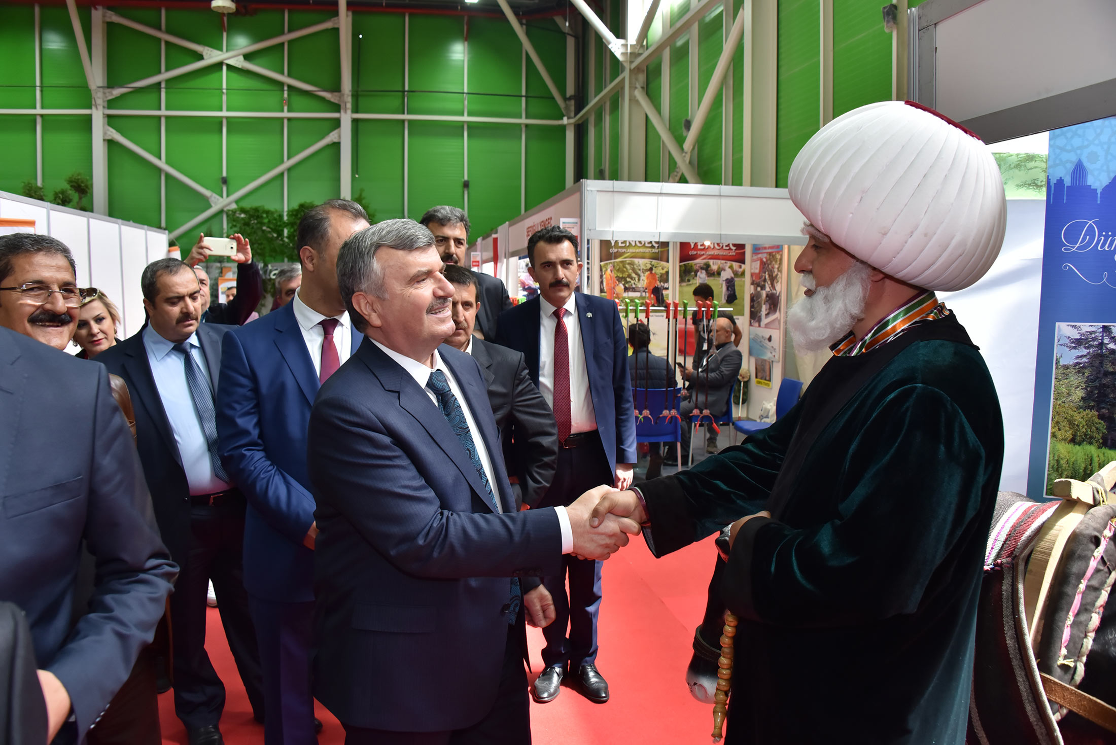 Başkan Akyürek Sektör Temsilcilerini Eş Zamanlı Açılan 4 Fuara Davet Etti