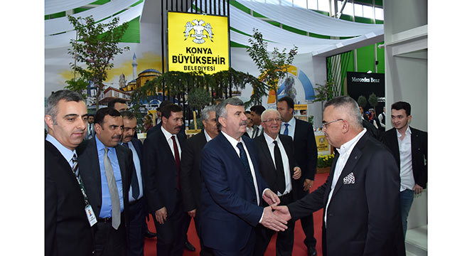 Başkan Akyürek Sektör Temsilcilerini Eş Zamanlı Açılan 4 Fuara Davet Etti