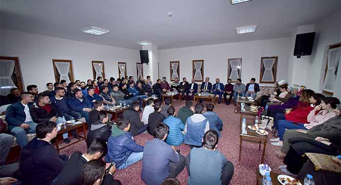 Başkan Altay 'Direnişten Şahlanışa 2023' Programında Gençlerle Buluştu