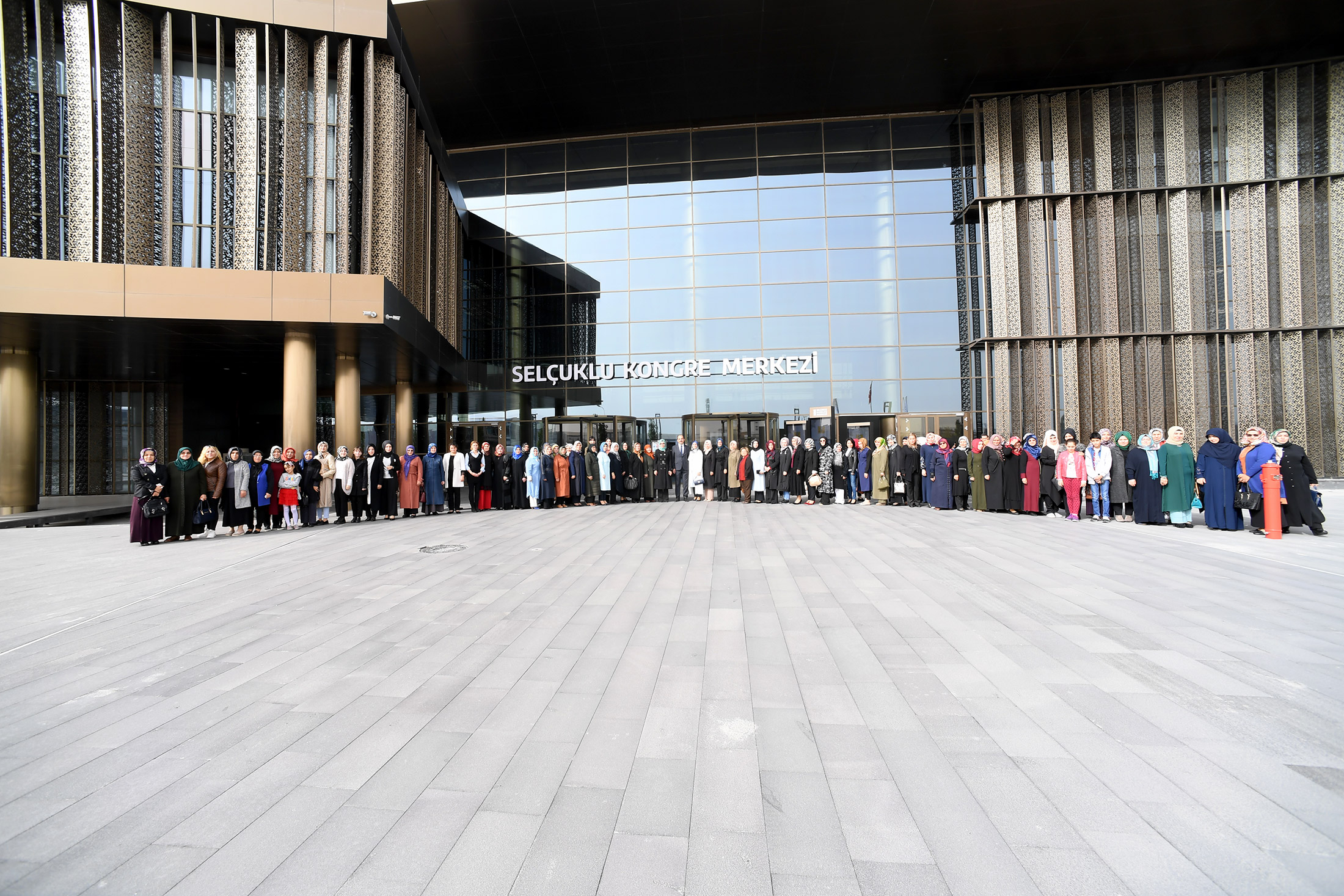 Başkan Altay, Şehir İstişarelerinde AK Parti Kadın Kolları İle Buluştu