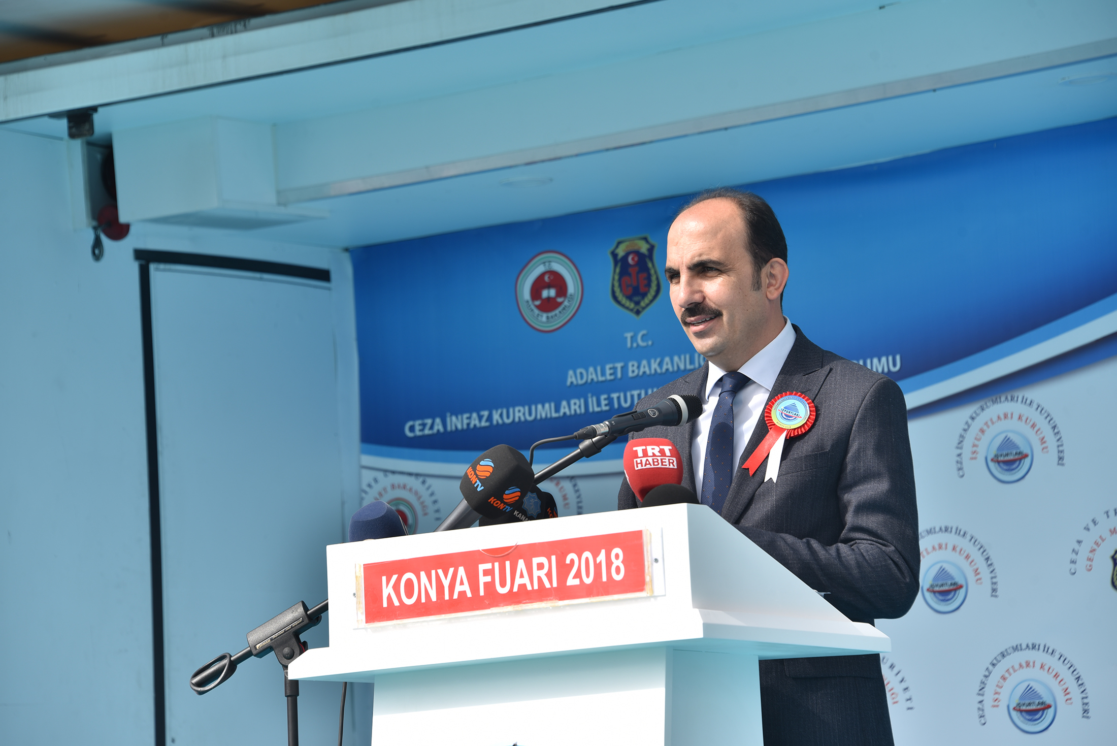 İşyurtları Kurumu'nun Ürün ve El Sanatları Fuarı Konya'da Açıldı 