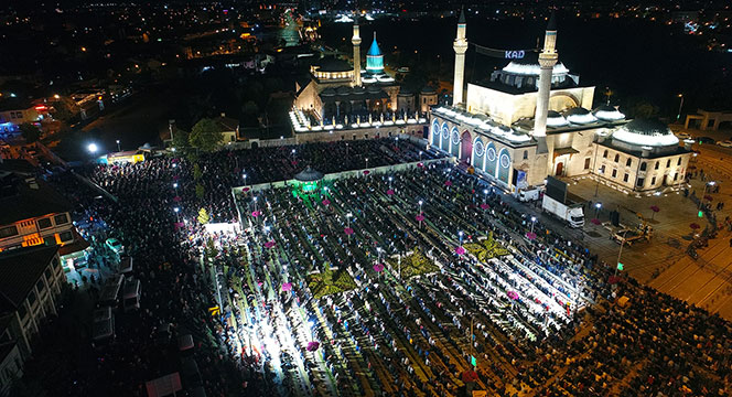 Kadir Gecemiz Mübarek Olsun