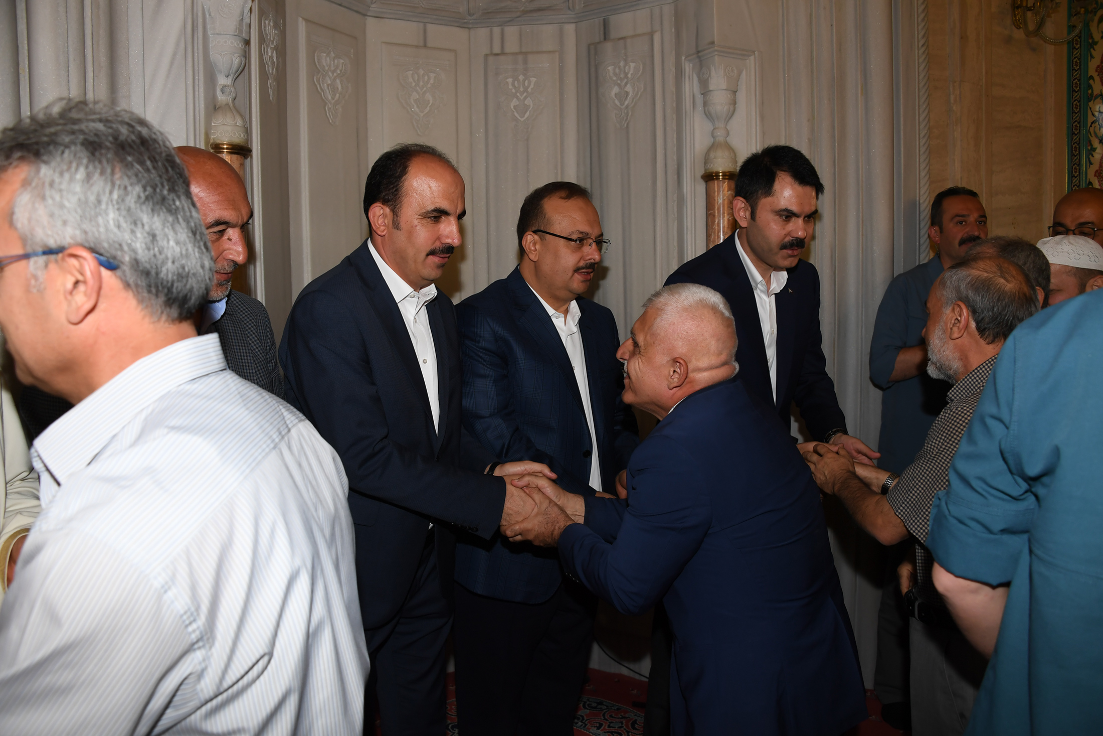 Bayramlar Bir ve Beraber Olduğumuzu Bize Hatırlatıyor