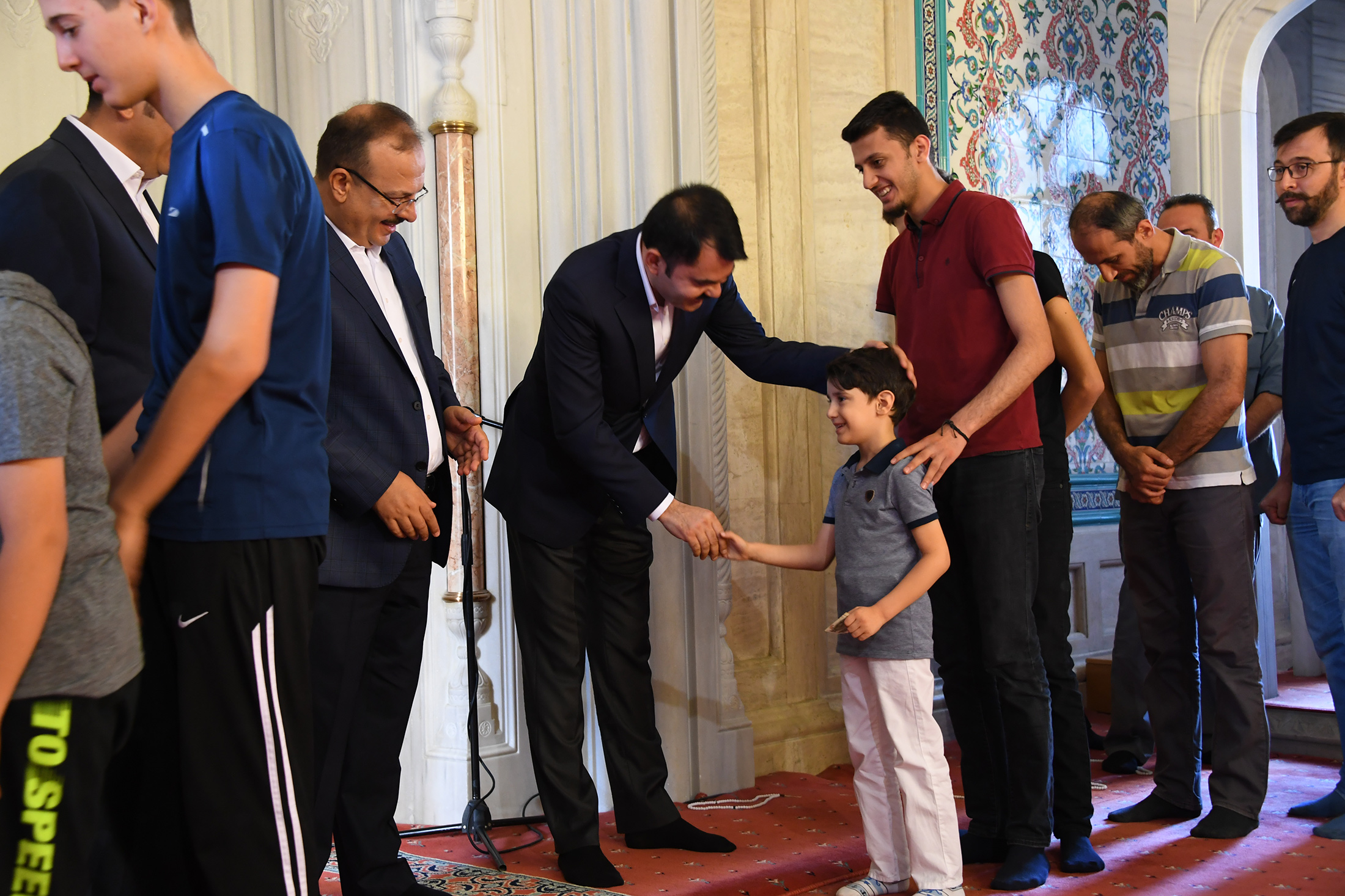 Bayramlar Bir ve Beraber Olduğumuzu Bize Hatırlatıyor