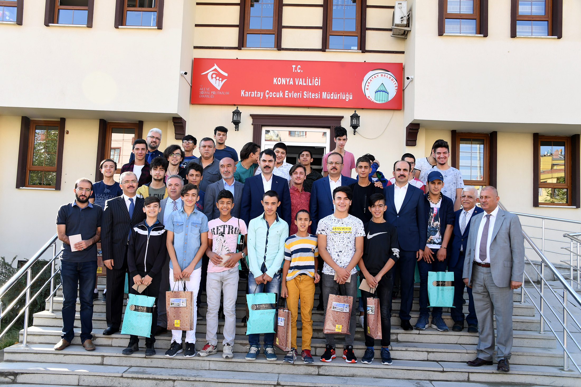 Bayramlar Bir ve Beraber Olduğumuzu Bize Hatırlatıyor