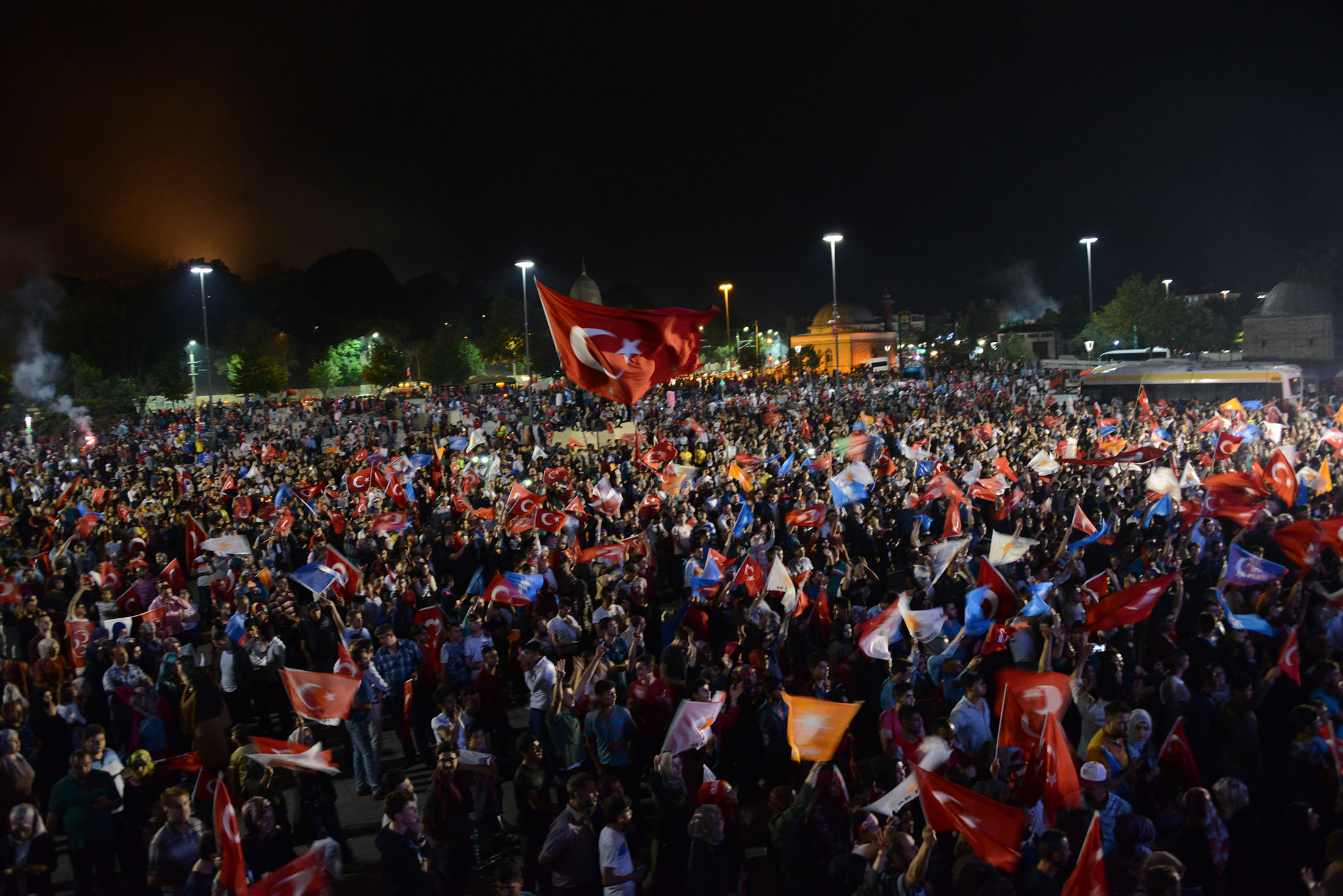 Yeni Türkiye'nin Başlangıcını Hep Birlikte Gerçekleştirdik