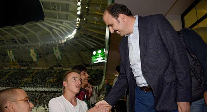 Başkan Altay, Konyaspor-Beşiktaş Maçında Özel Eğitim Öğrencileriyle Buluştu