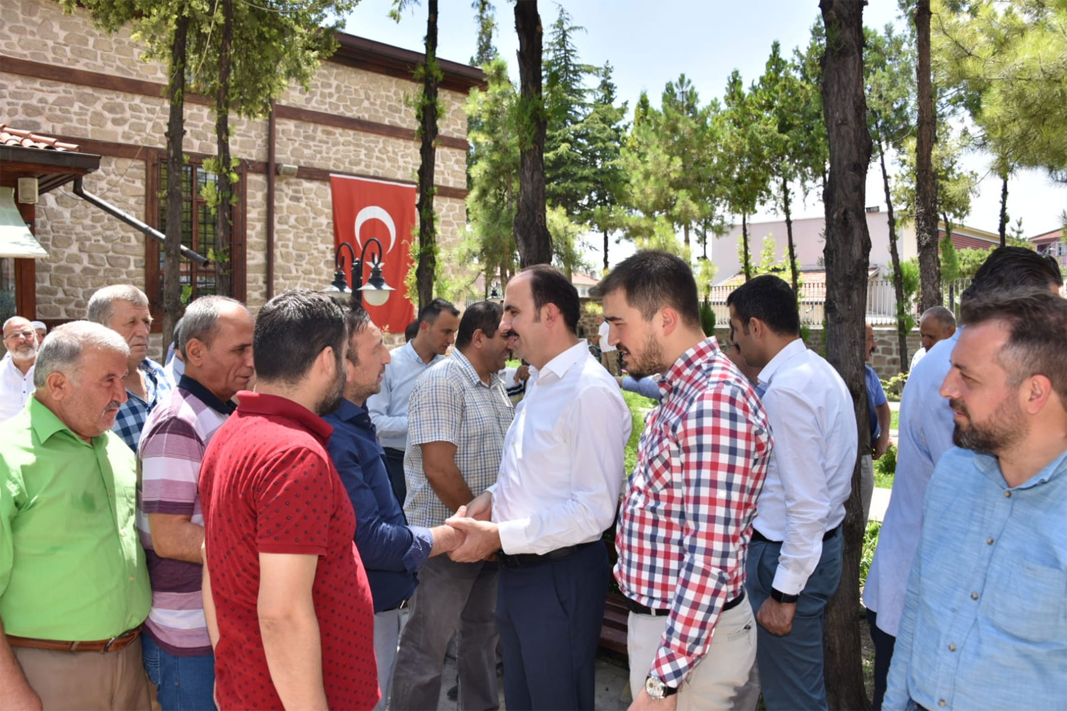 Başkan Altay Sahip Ata Camii'nde Vatandaşlarla Buluştu