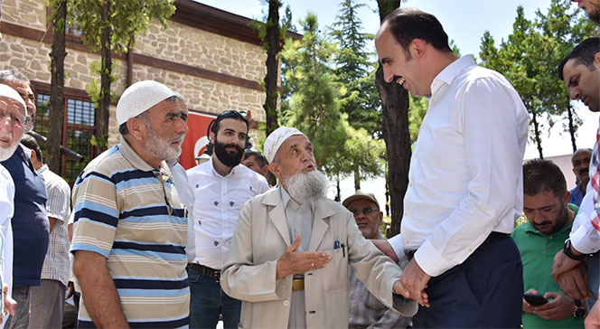 Başkan Altay Sahip Ata Camii'nde Vatandaşlarla Buluştu