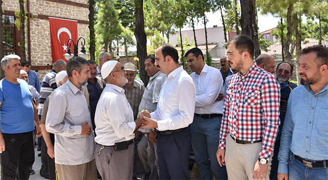 Başkan Altay Sahip Ata Camii'nde Vatandaşlarla Buluştu