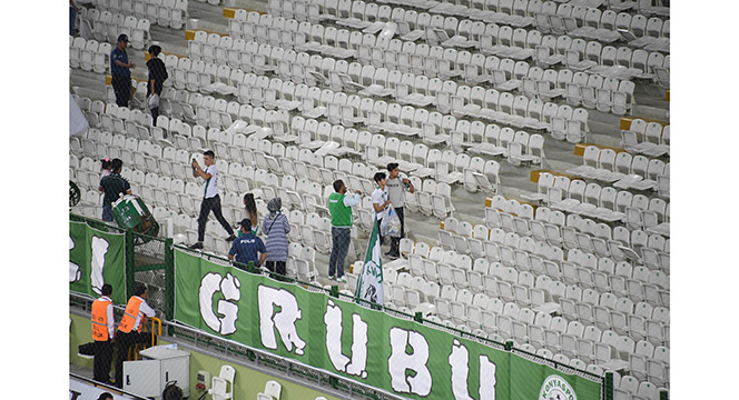 Konyaspor Taraftarından Örnek Davranış