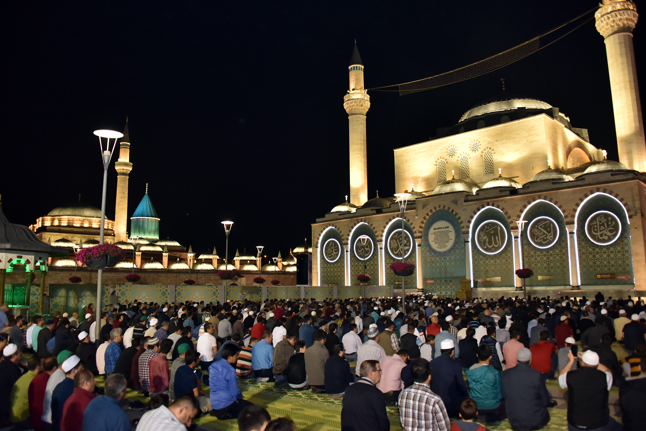 Konya'da Ramazan Büyük Coşkuyla Başladı