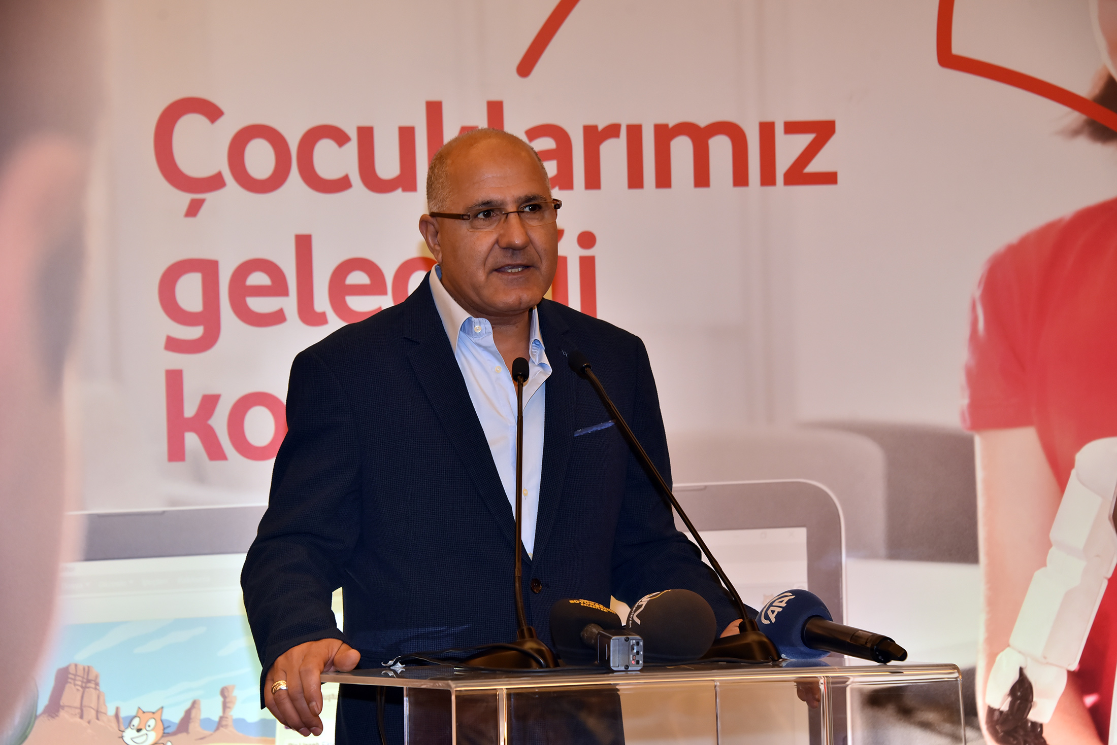 Türkiye'nin Geleceği Kaynakları ve Teknolojidir