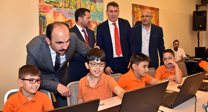 Türkiye'nin Geleceği Kaynakları ve Teknolojidir