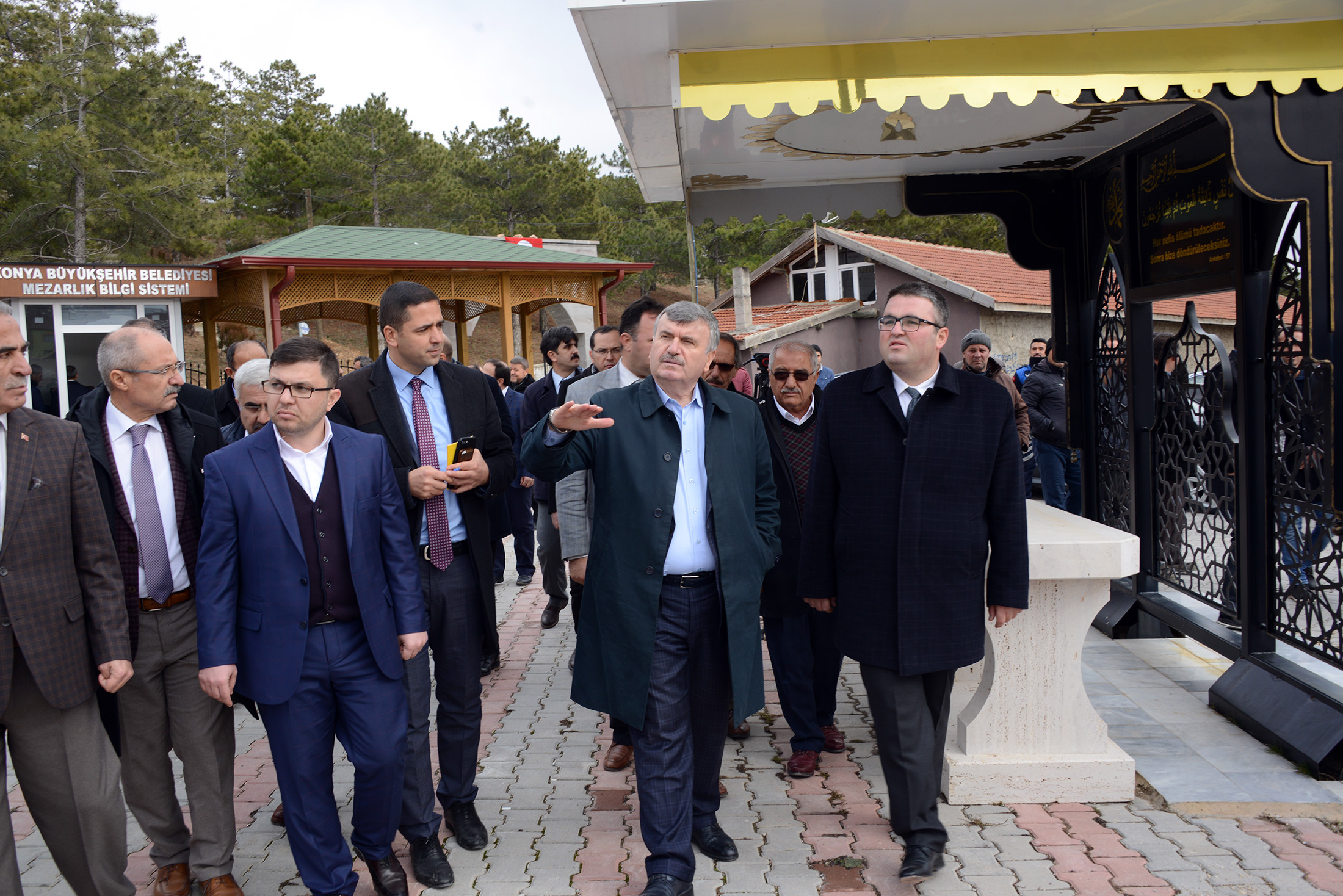 Mezarlık Bakımlarına Özel Önem Veriyoruz