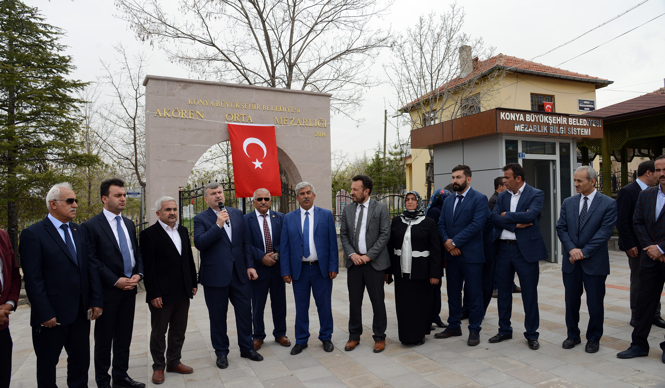 Mezarlık Bakımlarına Özel Önem Veriyoruz