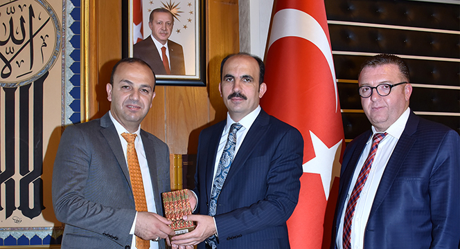 'Bütün Müslümanlar Kudüs'ü ve El Halil'i Ziyaret Etmeli'