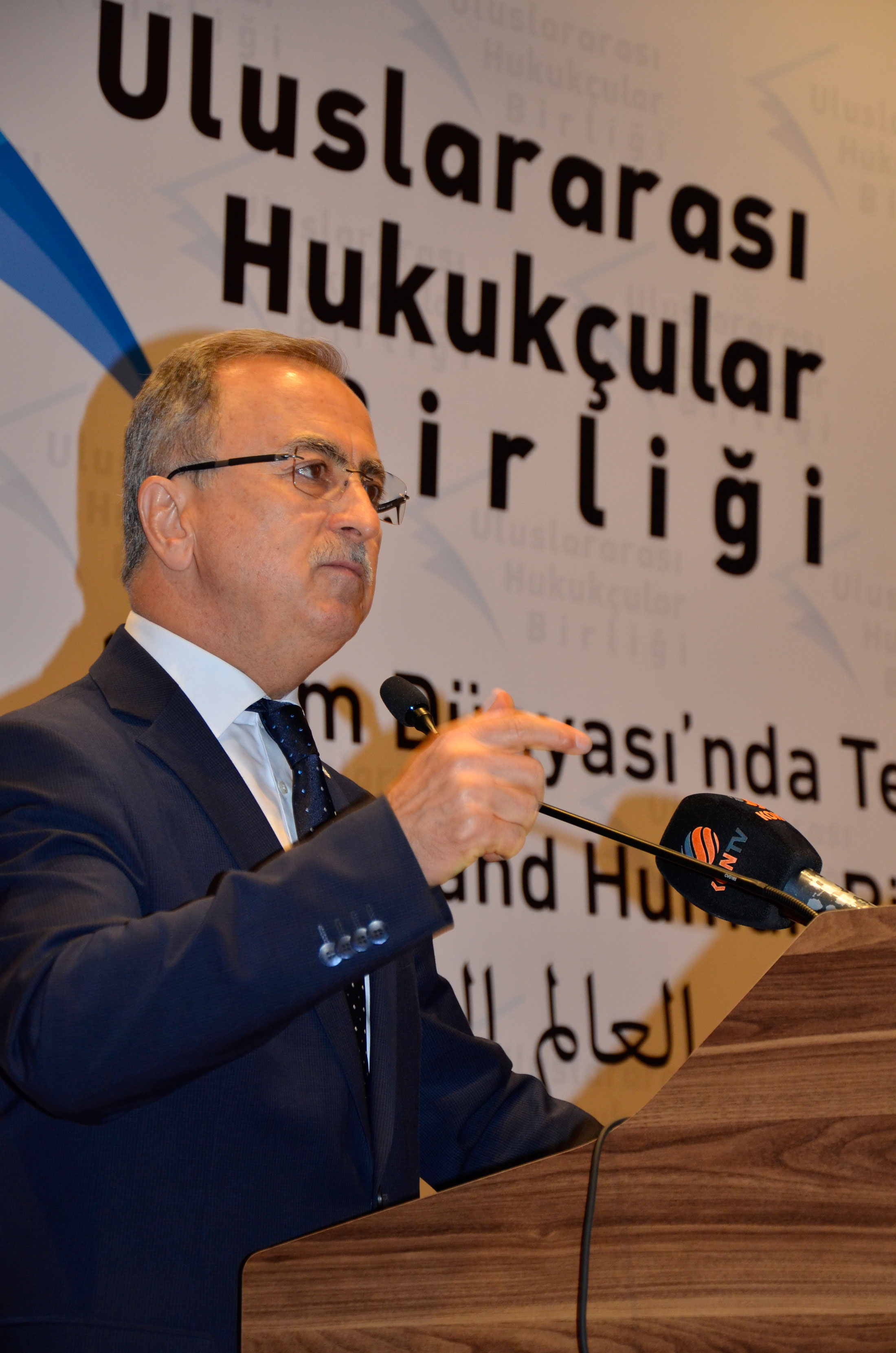İslam Dünyasında Terör ve İnsan Hakları Sempozyumu Yapıldı