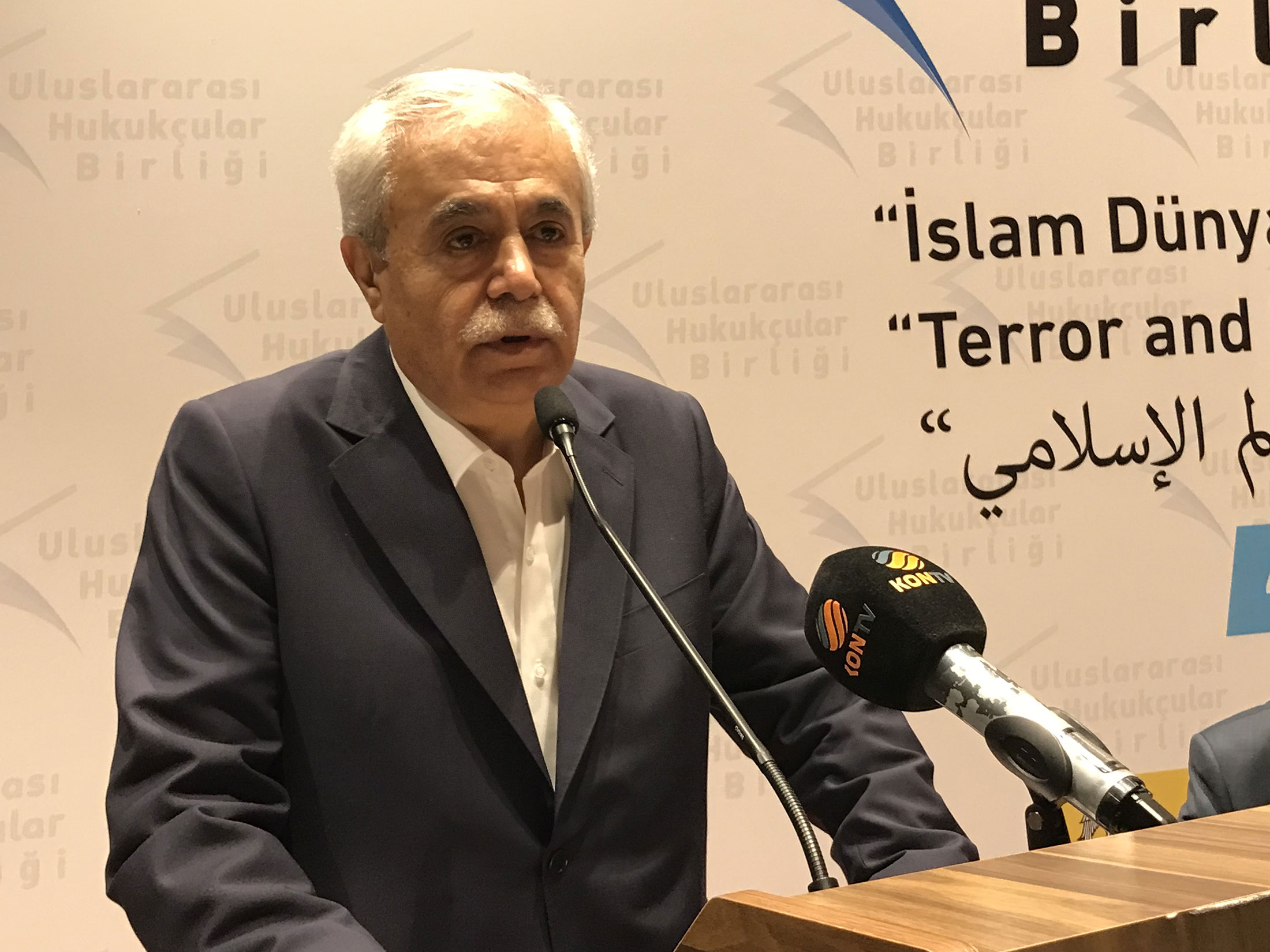 İslam Dünyasında Terör ve İnsan Hakları Sempozyumu Yapıldı