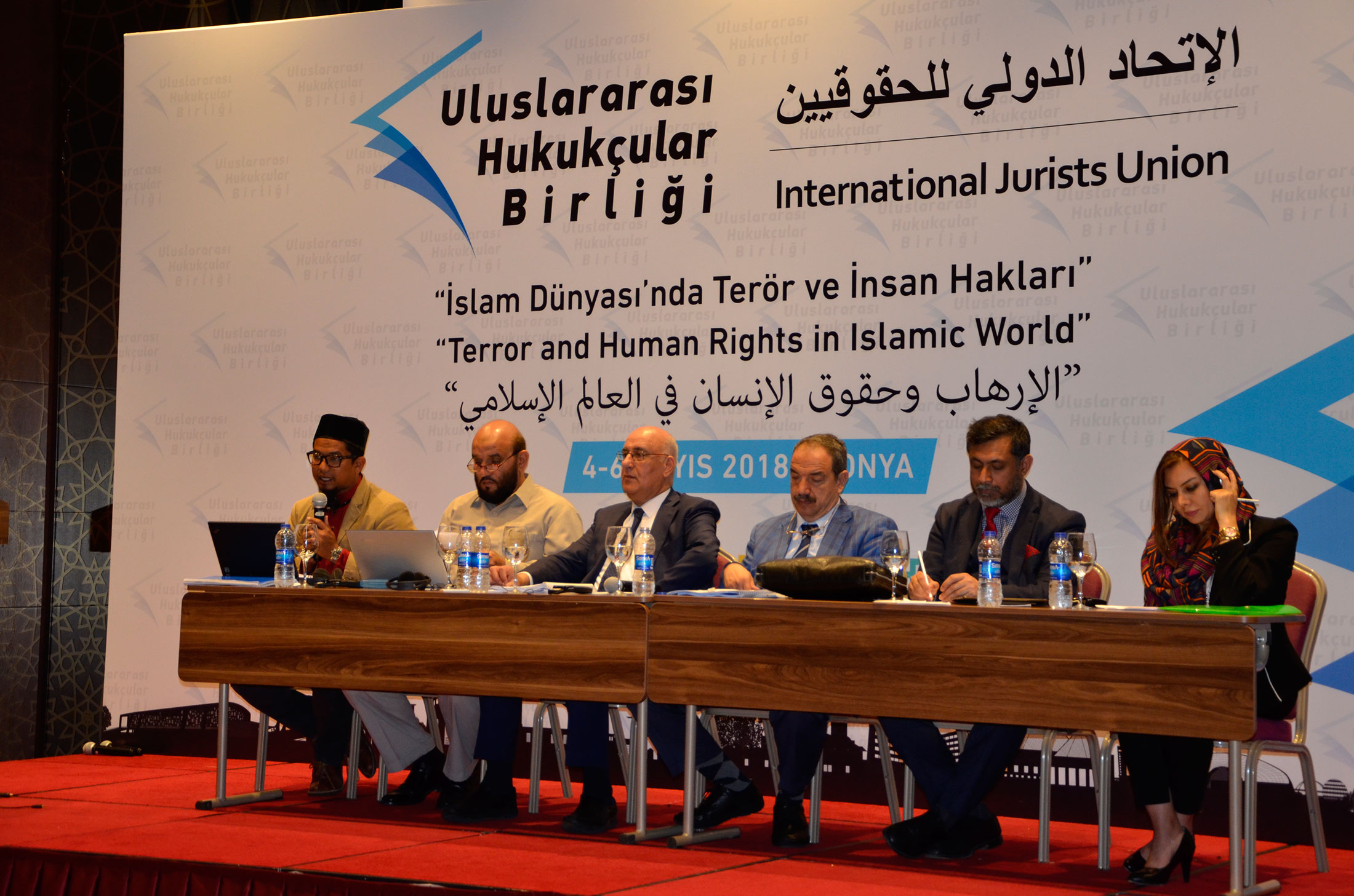 İslam Dünyasında Terör ve İnsan Hakları Sempozyumu Yapıldı