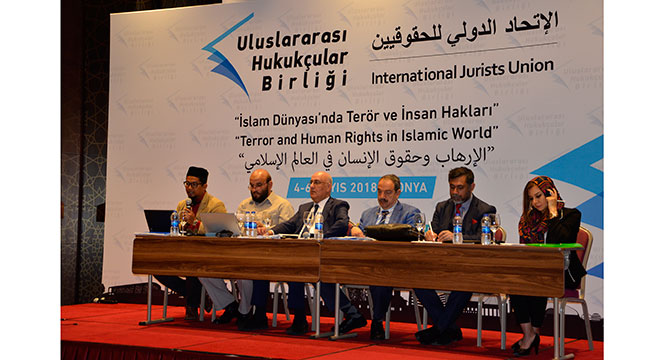 İslam Dünyasında Terör ve İnsan Hakları Sempozyumu Yapıldı