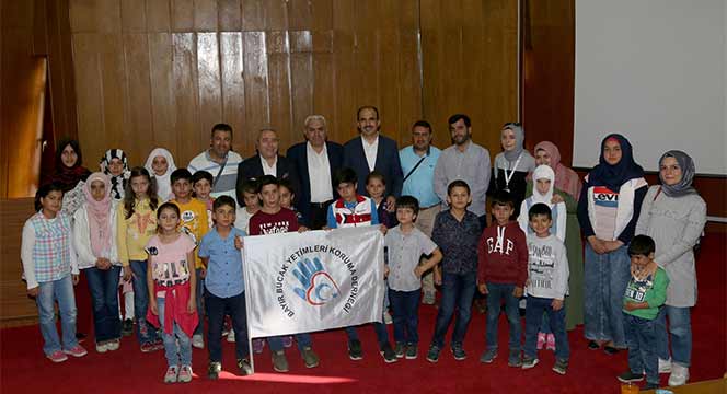 Başkan Altay, Bayırbucak Türkmenlerinin Yetim Çocuklarıyla Buluştu