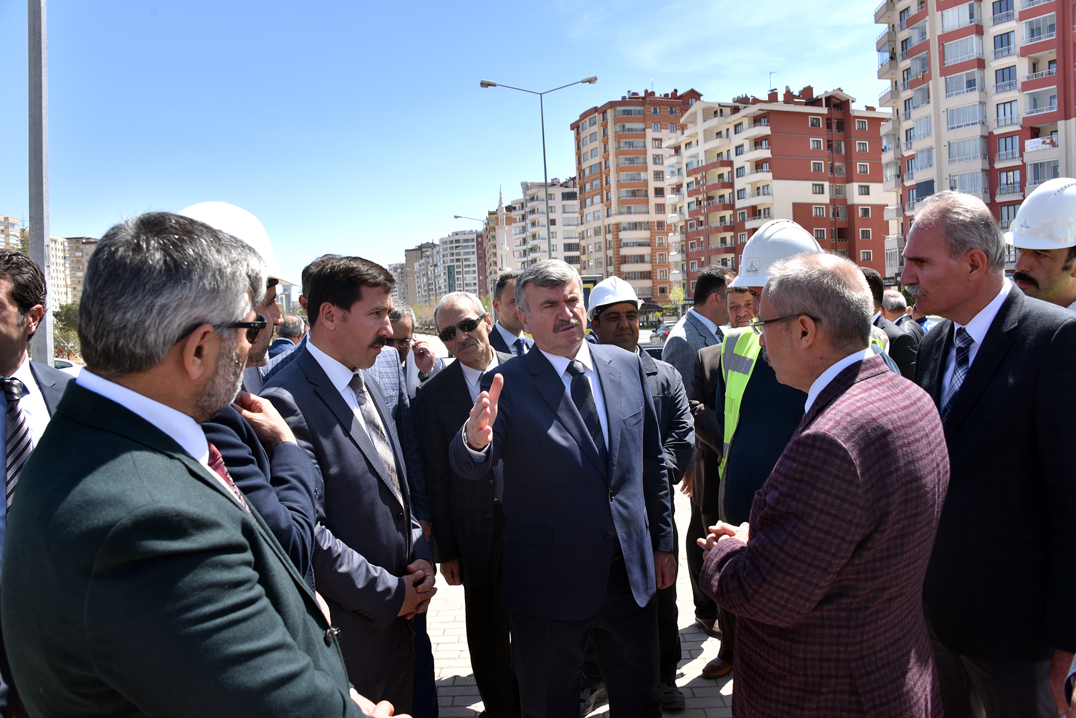 Kesintisiz Trafik Akışı İçin 5 Yeni Köprülü Kavşak Ve Yaya Üst Geçidi Yapılıyor