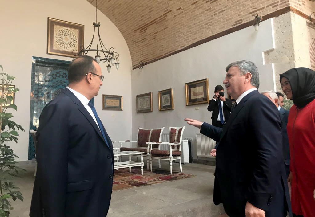 Vali Canbolat ve Başkan Akyürek Ali Gav Medresesi'ni İnceledi