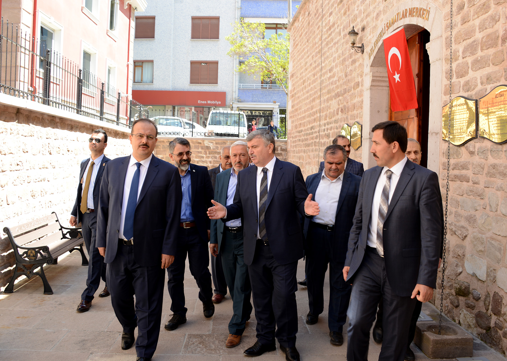 Vali Canbolat ve Başkan Akyürek Ali Gav Medresesi'ni İnceledi